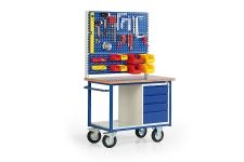 Große Werkbänke mit Multiwand