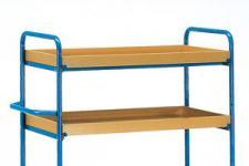 Etagenwagen mit Kästen